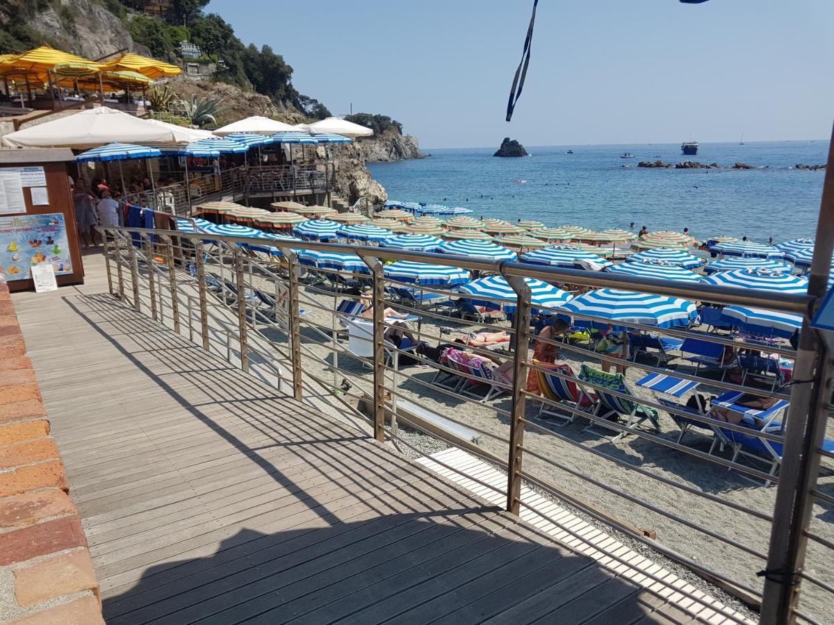 Monterosso Apartments In Servano'S Villas Monterosso al Mare Exterior photo