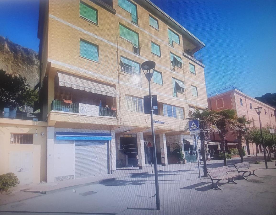 Monterosso Apartments In Servano'S Villas Monterosso al Mare Exterior photo